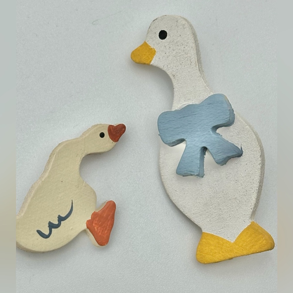 Vintage Duck Goose Blue Bow Wood Painted Brooch Pins Lot 90s Cottage Set of 2